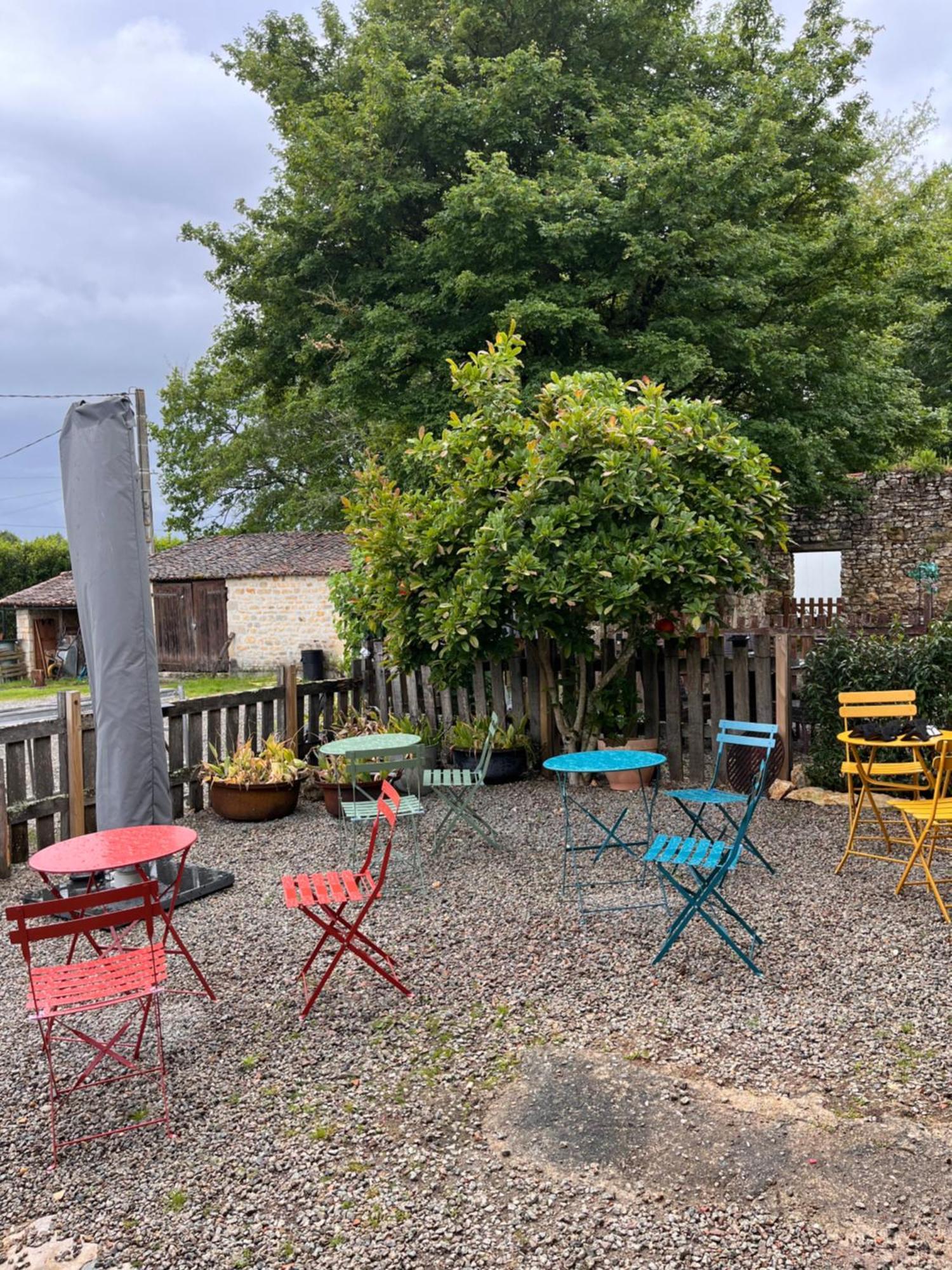Villa Le Plantier2 Beaulieu-sur-Sonnette Esterno foto